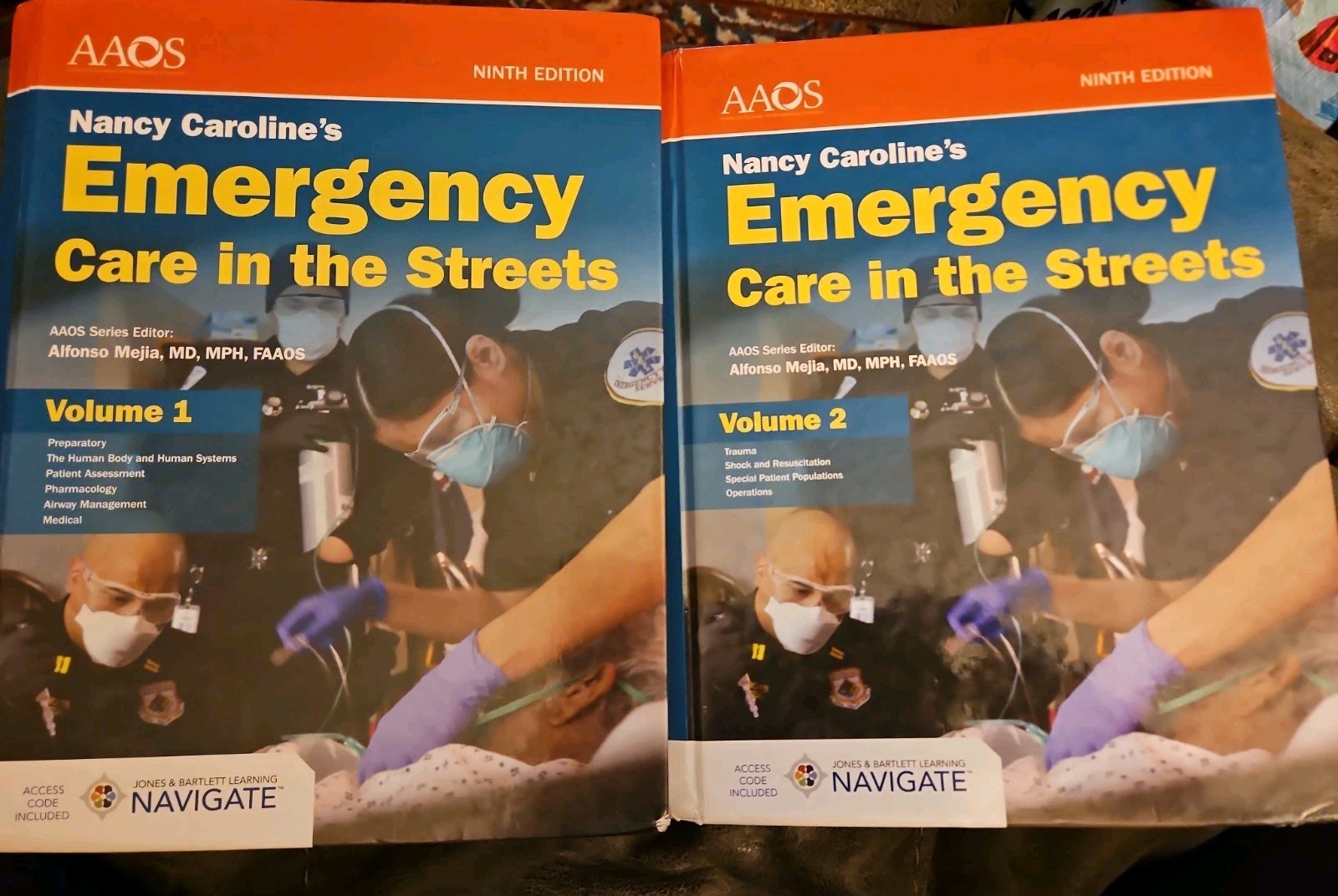 AAOS Emergency Care In The Streets 9th Ninth Edition Volume Vol 1 & 2 Pictures