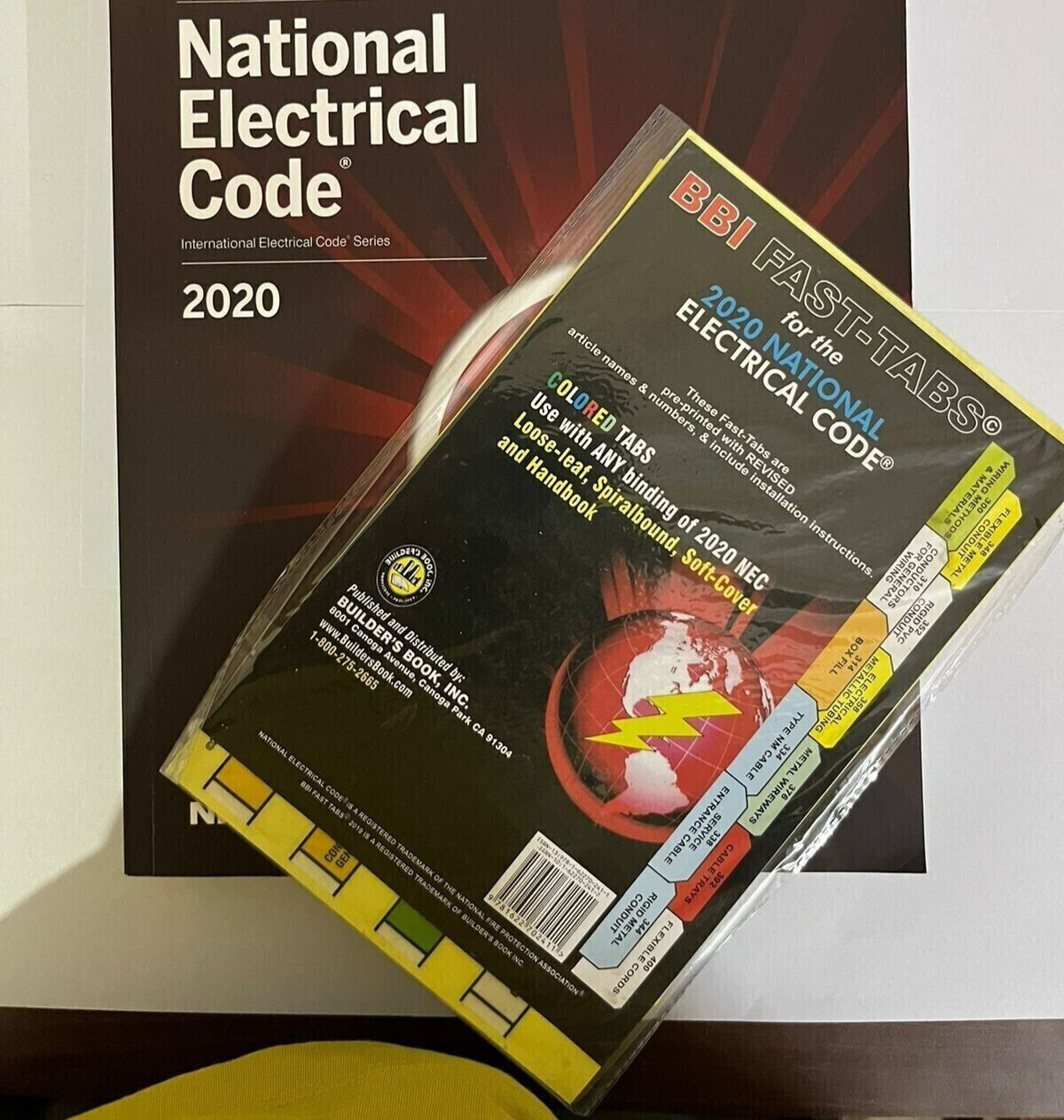 NFPA 70 NEC National Electrical Code 2020 Paperback + BBI Fast-Tabs FREESHIP
