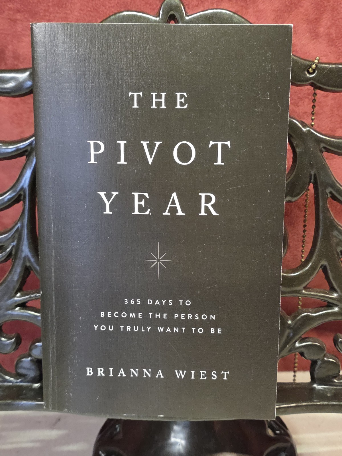 Pivot Year by Brianna Wiest Paperback Book