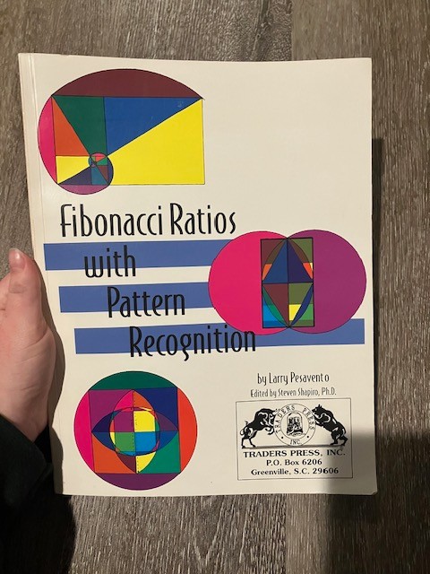 Fibonacci Ratios with Pattern Recognition by Larry Pesavento (1997, Trade…