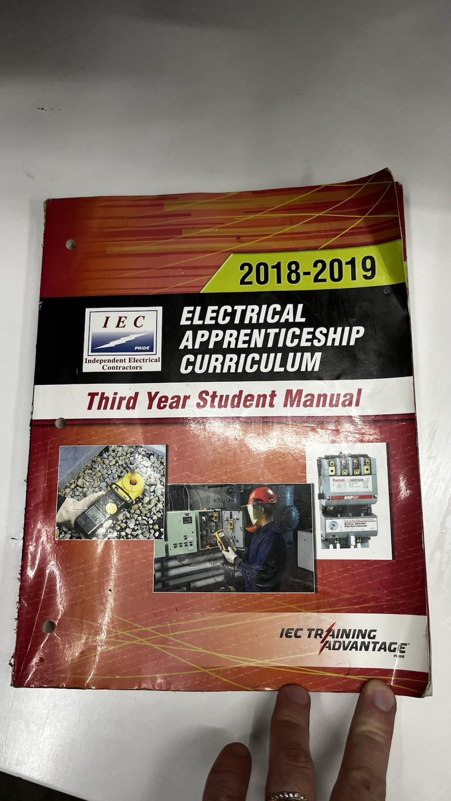 IEC Electrical Apprenticeship Curriculum 2018–2019 – Third Year Student Manual