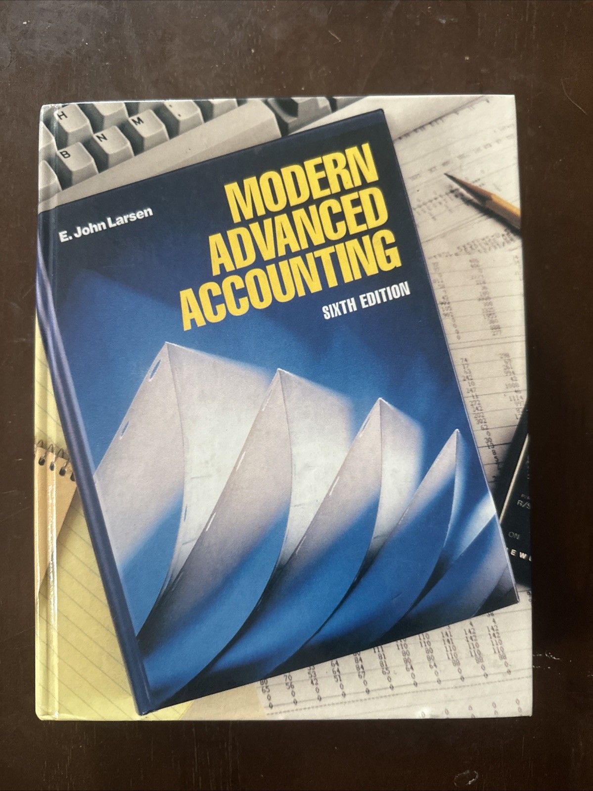 Modern Advanced Accounting by Larsen, E. John